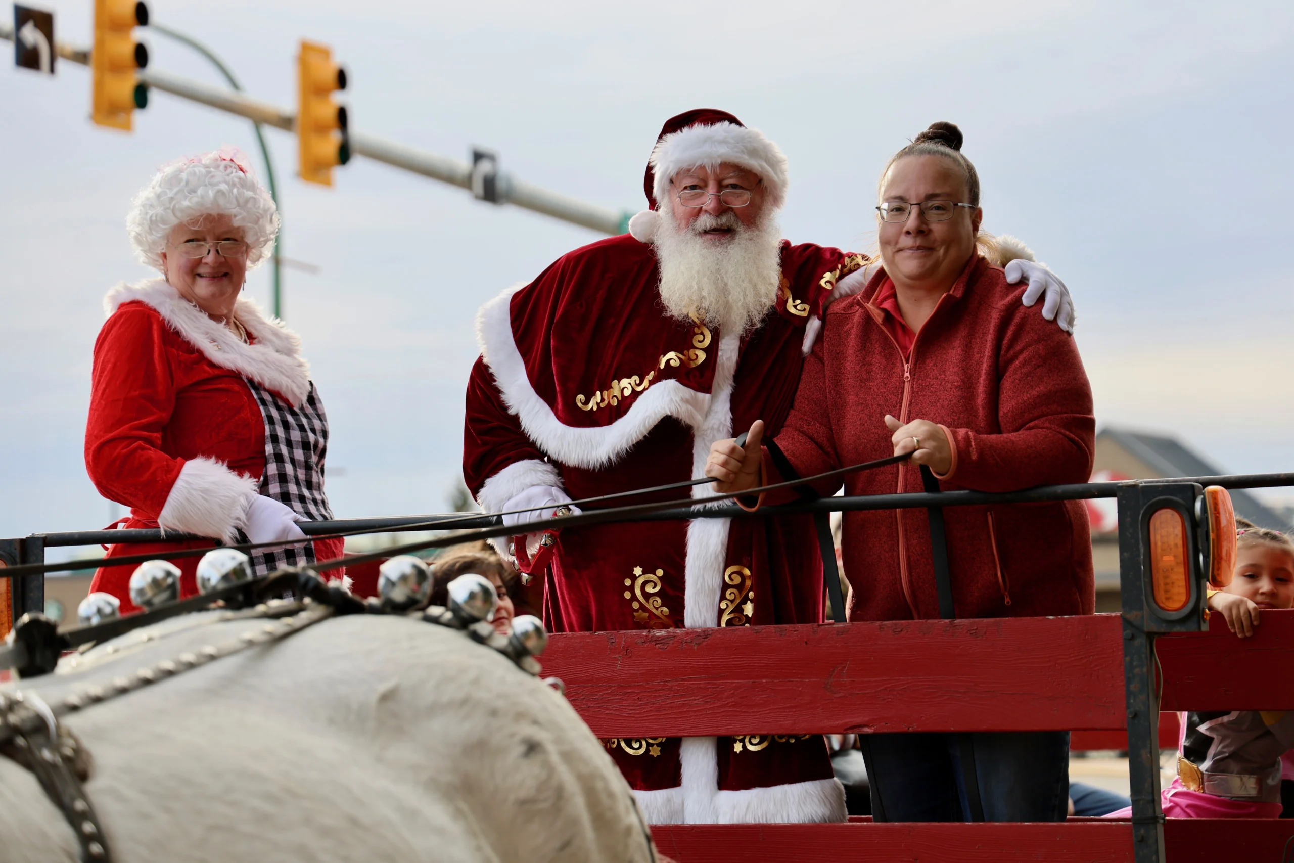 Lady opening the gallery café